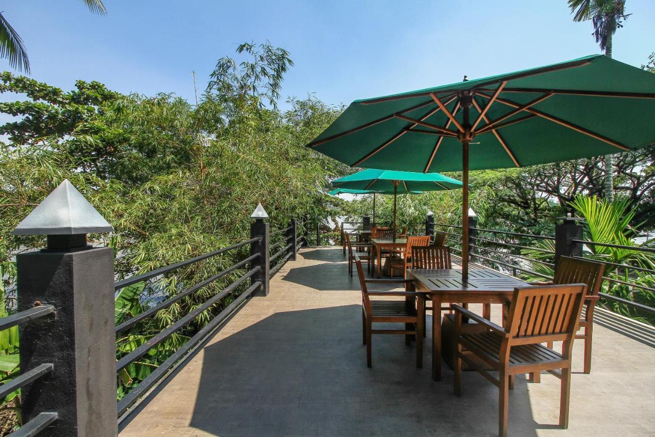 Oyo 471 Randiya Hotel Moratuwa Esterno foto