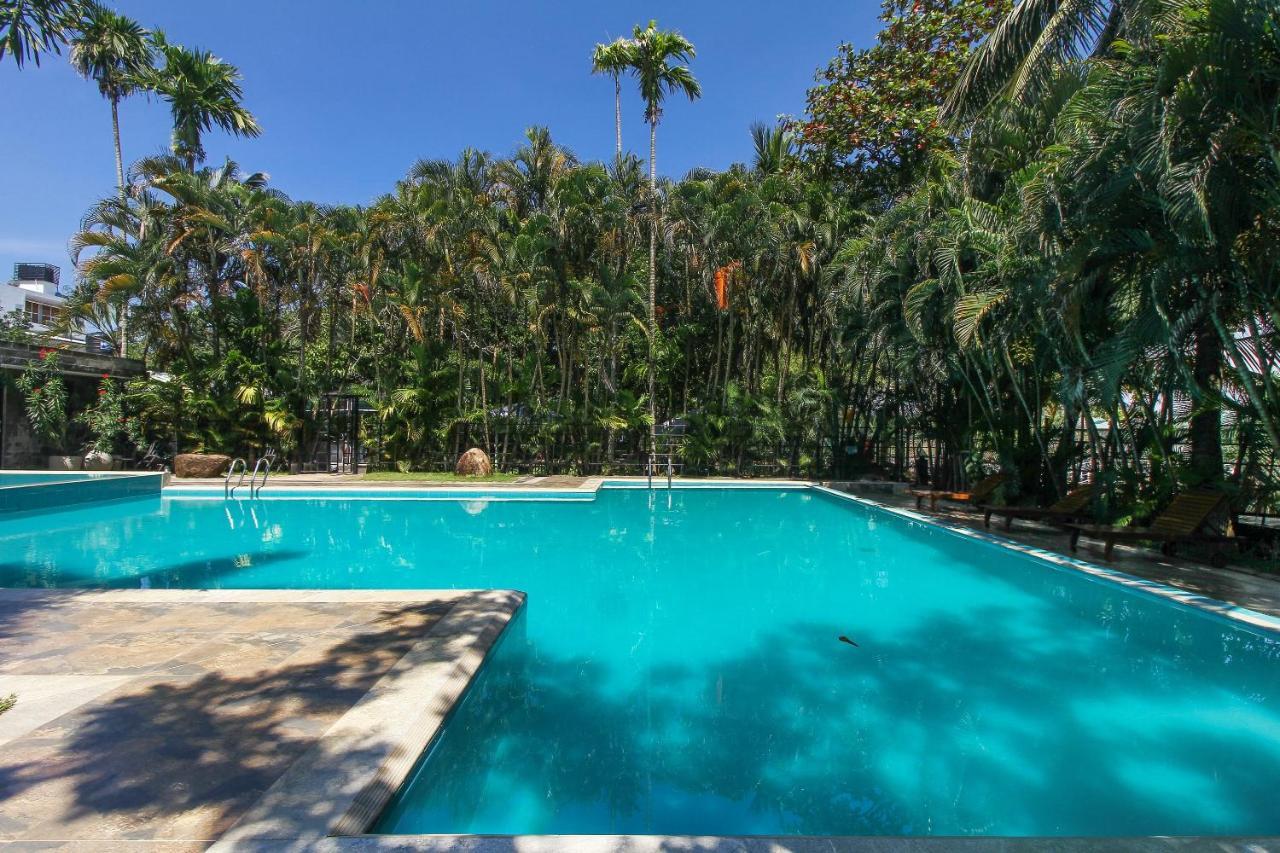 Oyo 471 Randiya Hotel Moratuwa Esterno foto